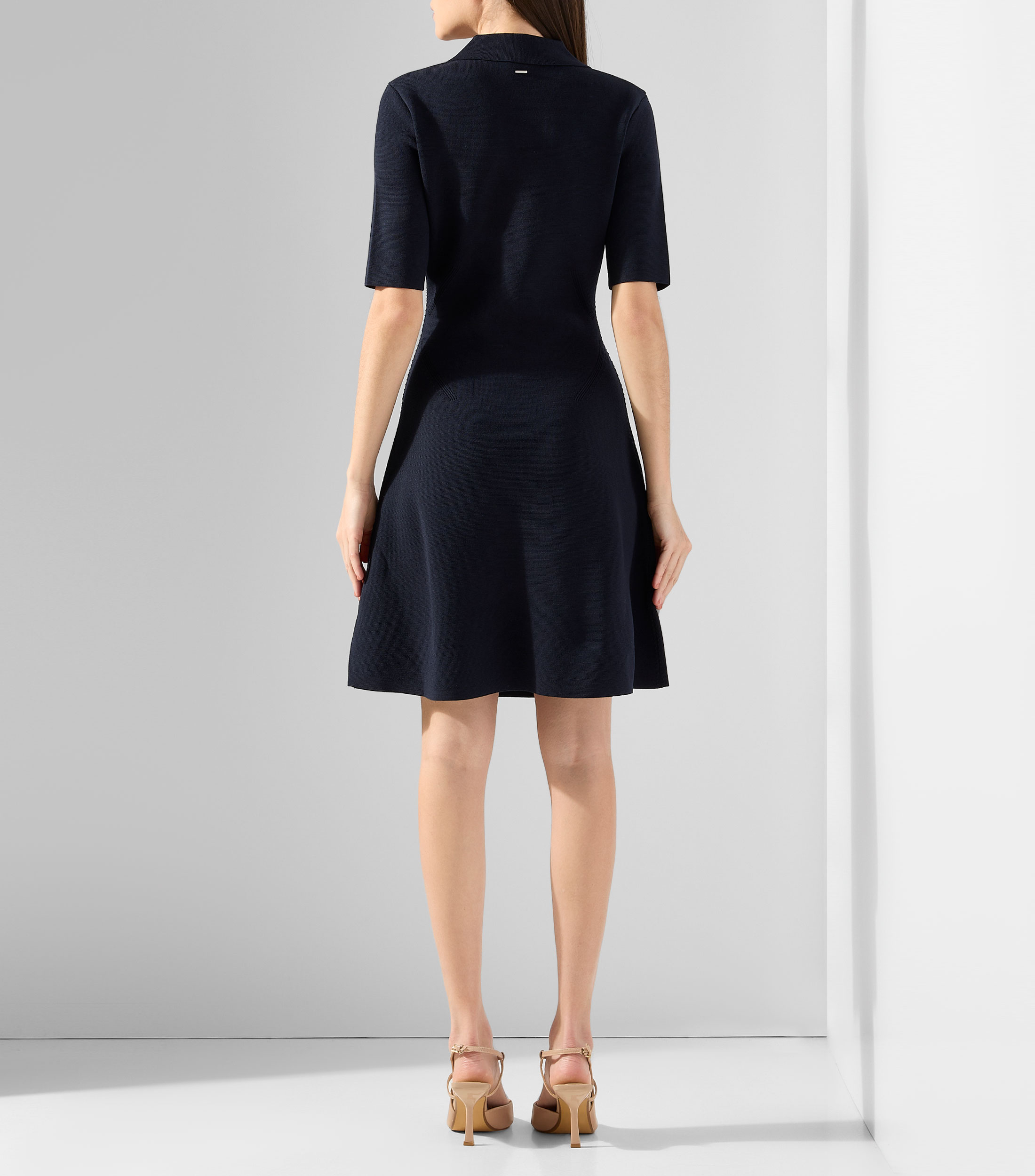 Vestido Midi manga corta Mujer